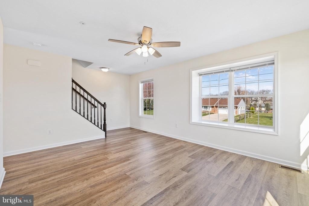 82 Brookside Ave - Photo 8