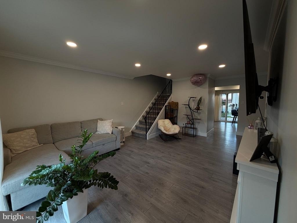 11807 Academy Road - Photo 1