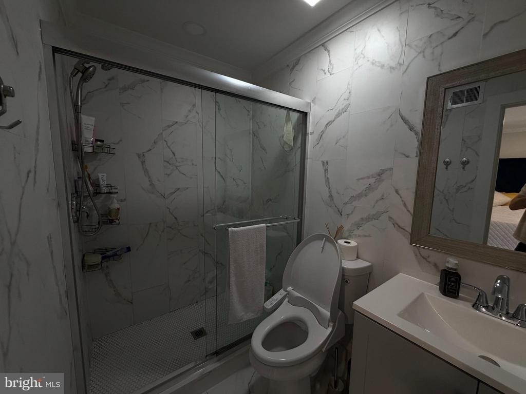 11807 Academy Road - Photo 11