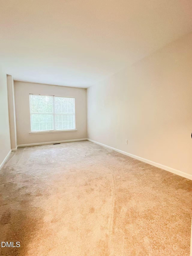 3040 Barrymore Street - Photo 4