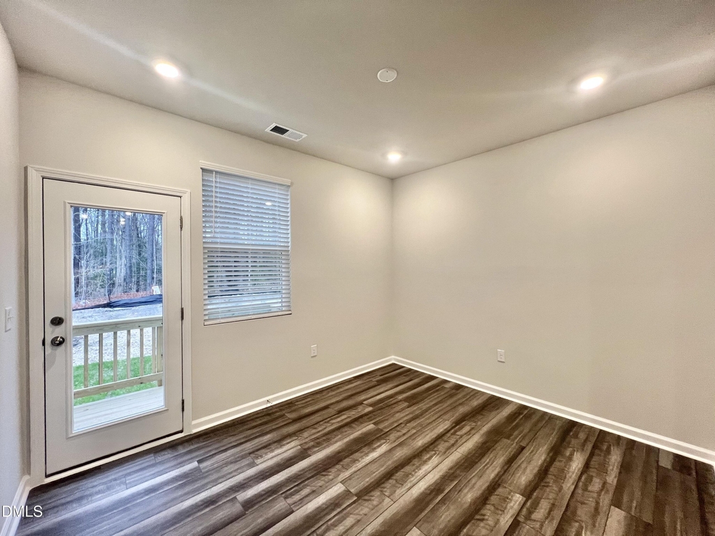 2533 Chert Lane - Photo 8
