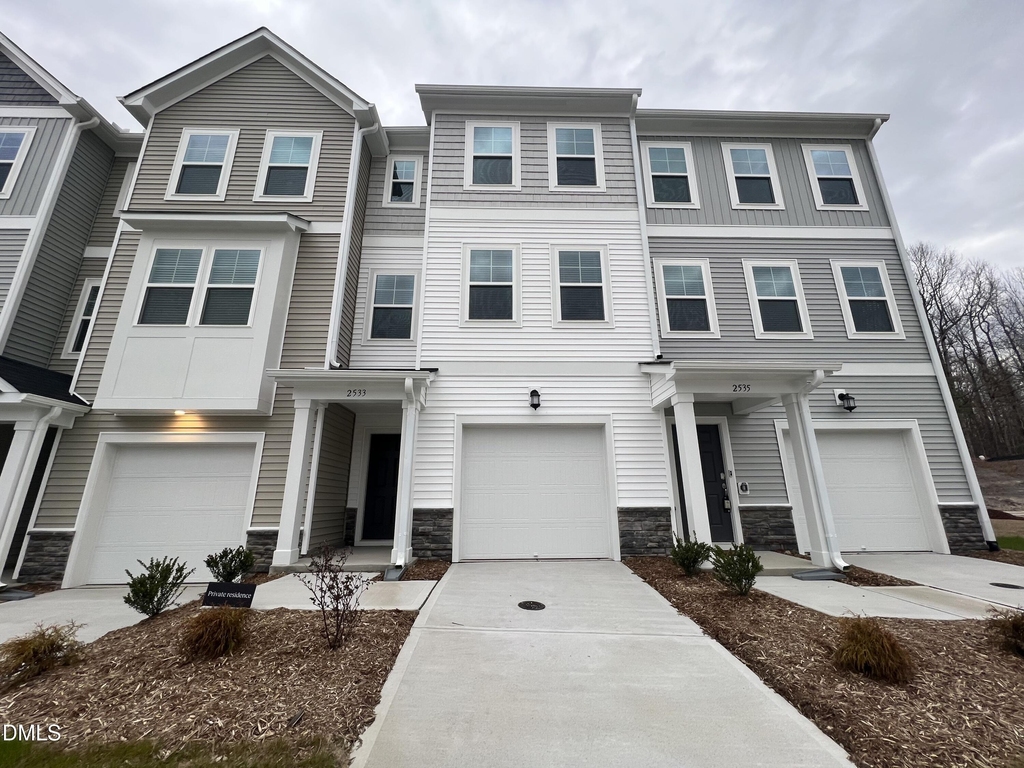 2533 Chert Lane - Photo 0
