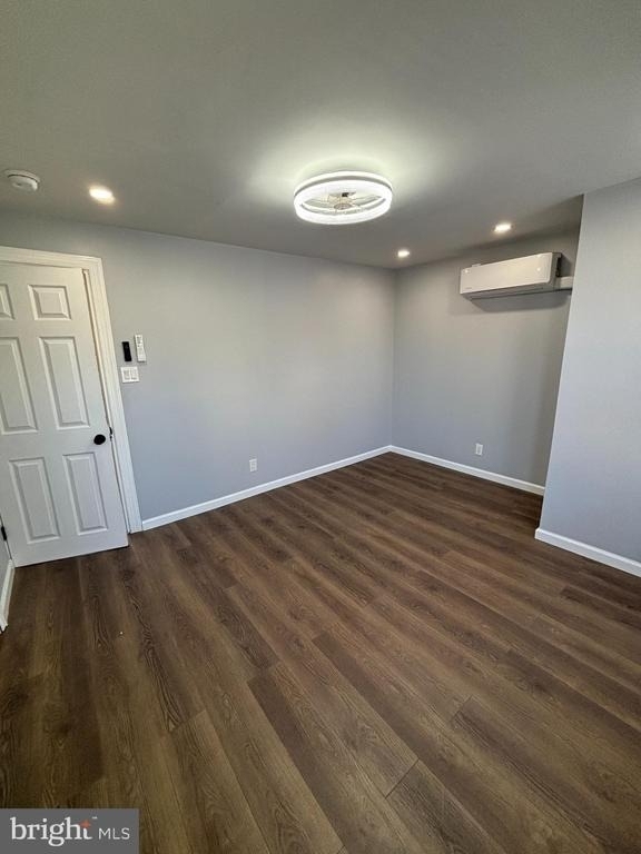 516 E Mayland Street - Photo 11