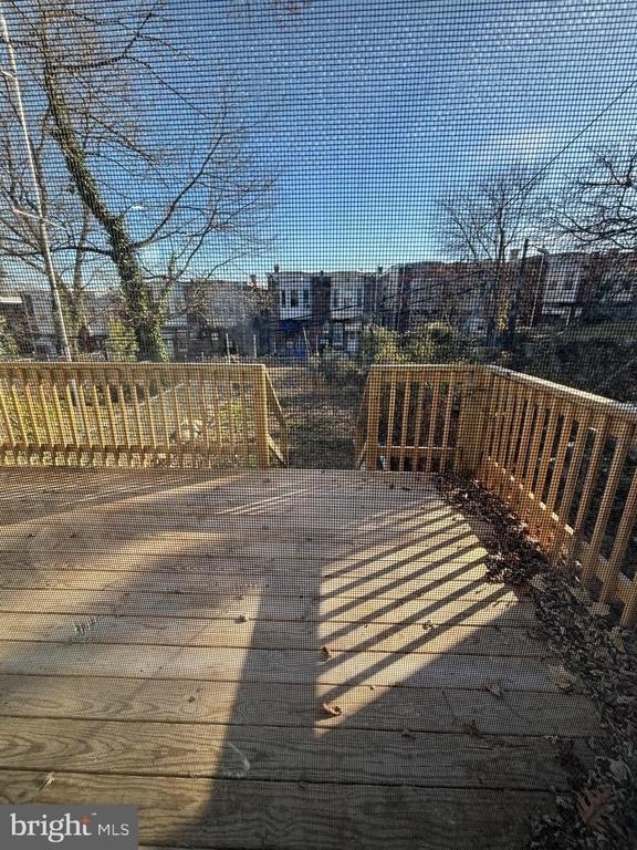 516 E Mayland Street - Photo 18