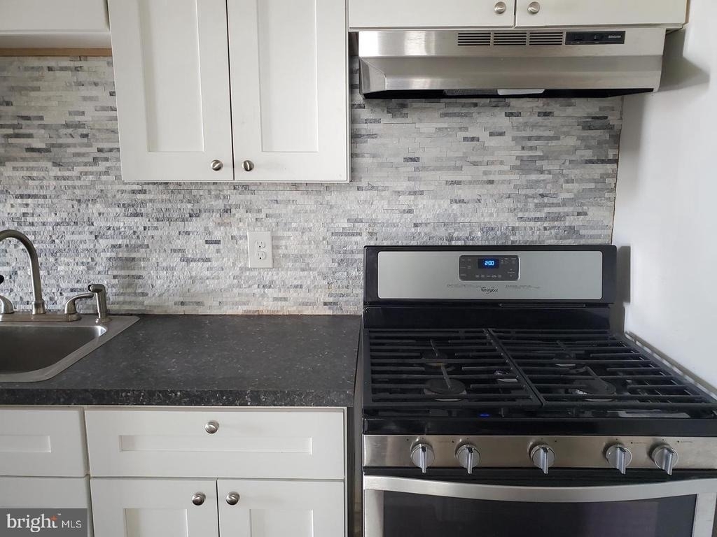 4354 Manayunk Avenue - Photo 2