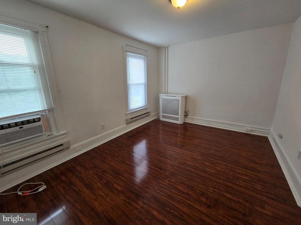 4354 Manayunk Avenue - Photo 7