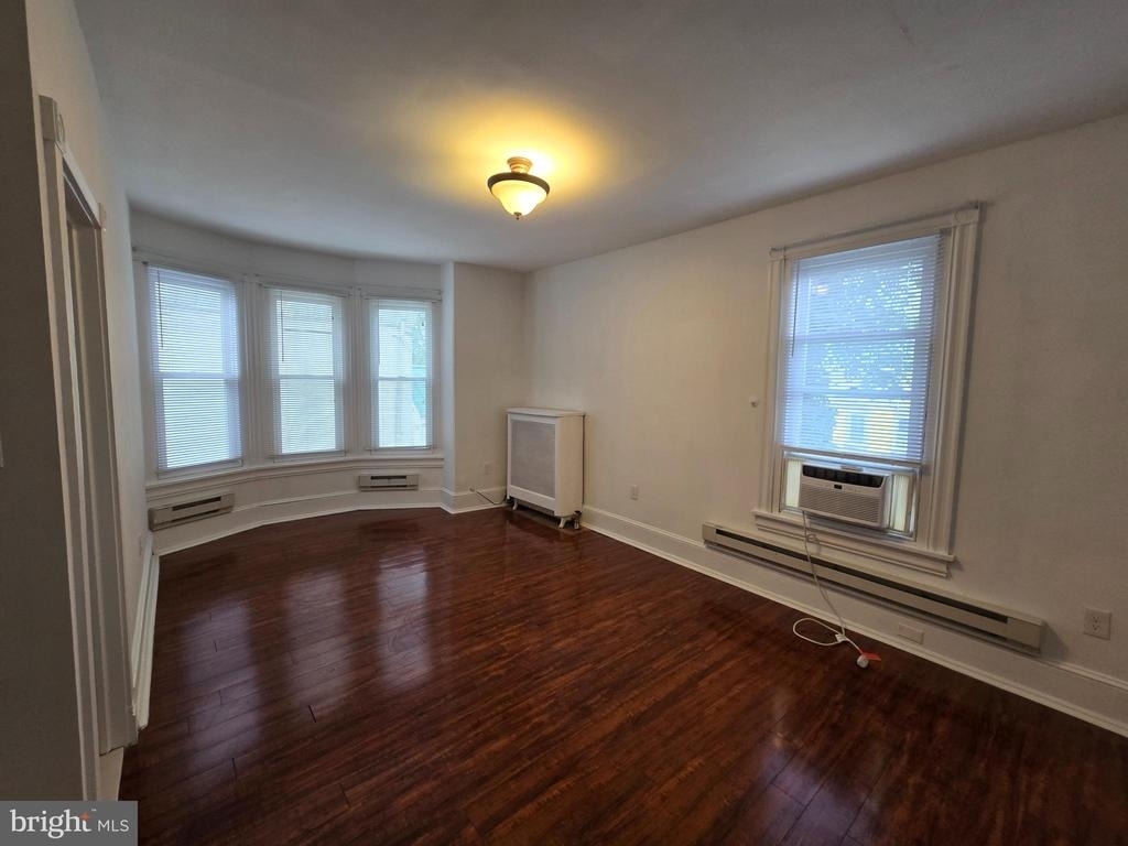 4354 Manayunk Avenue - Photo 6
