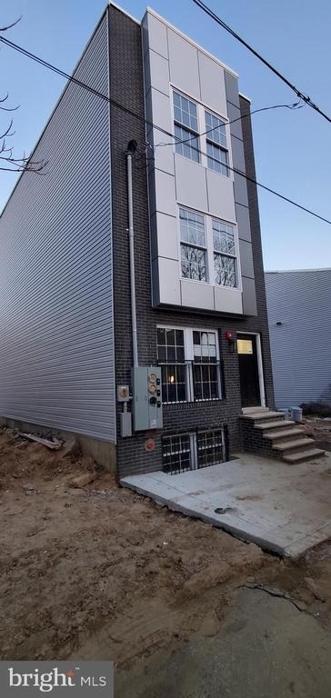 2036 Germantown Avenue - Photo 5