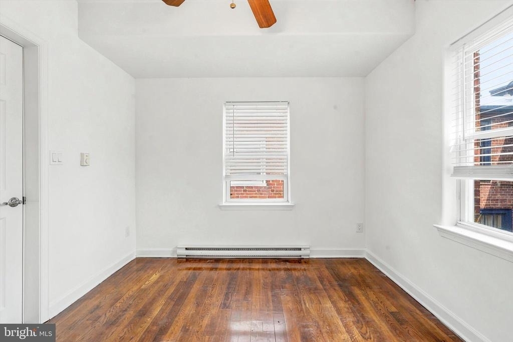 1616 Spruce Street - Photo 14