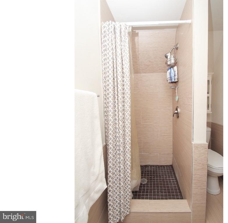 2033 Spruce Street - Photo 16