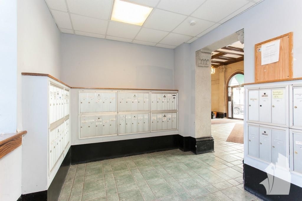 505 W Belmont - Photo 10