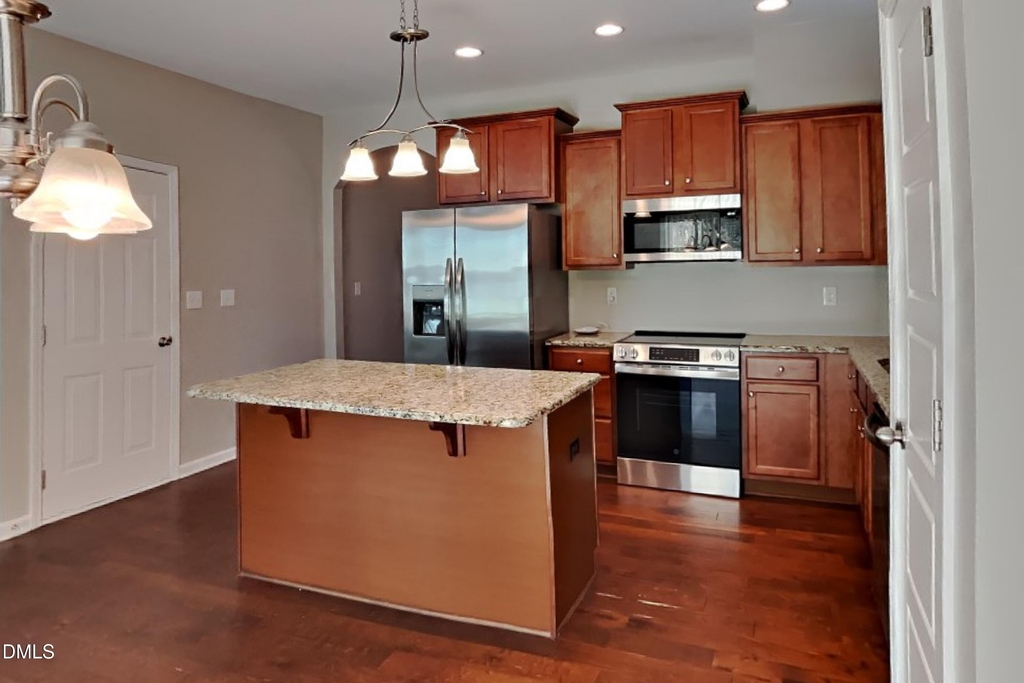 32 Balboa Parkway - Photo 3