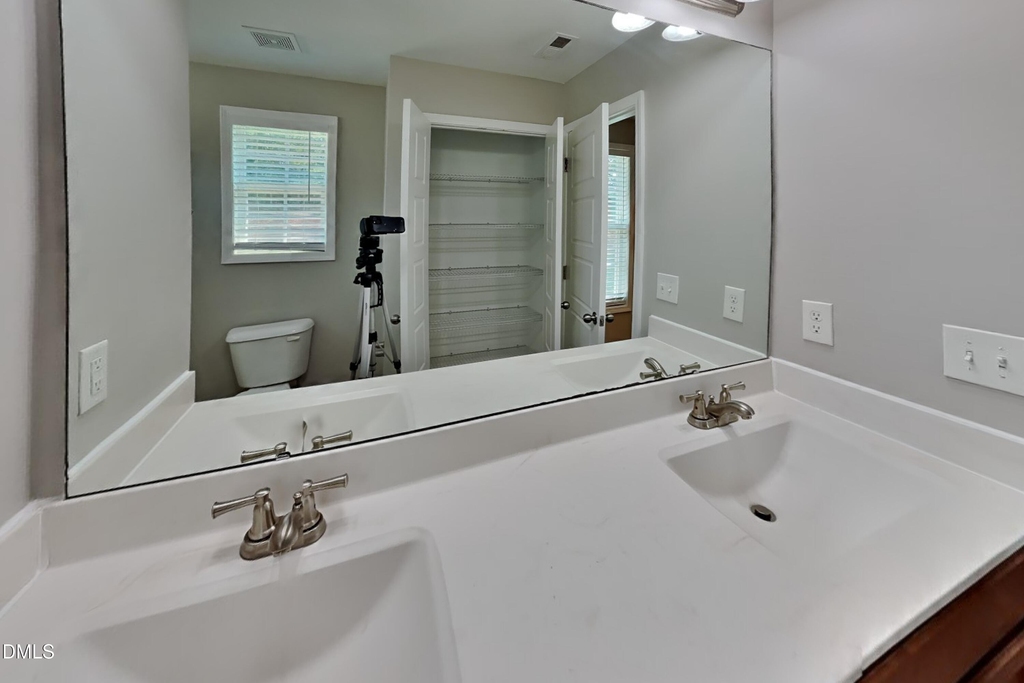 32 Balboa Parkway - Photo 8