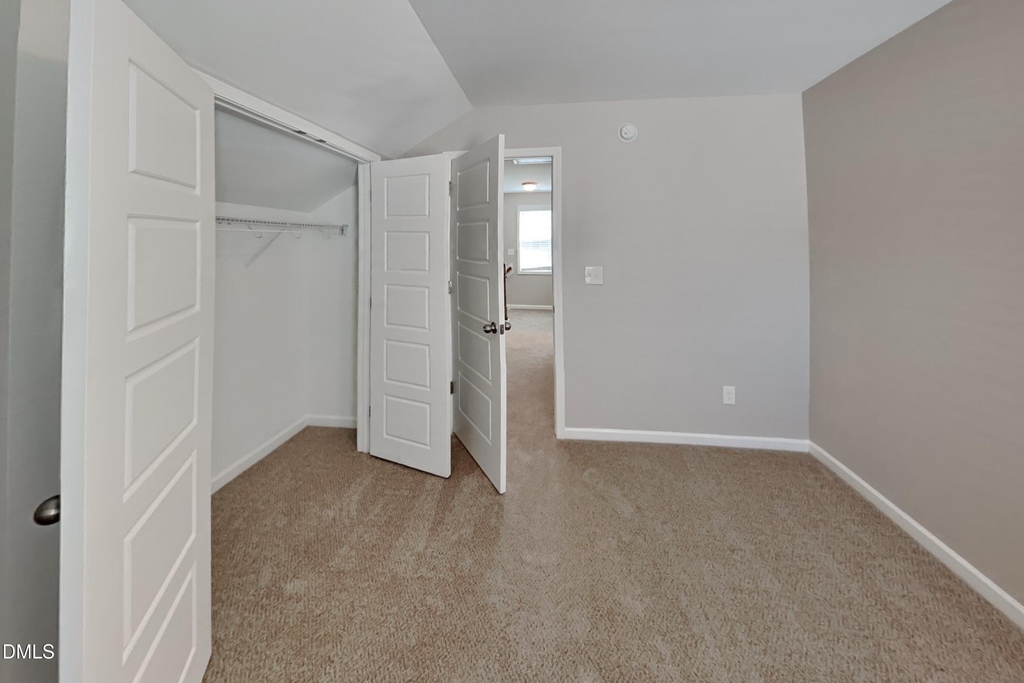 32 Balboa Parkway - Photo 12