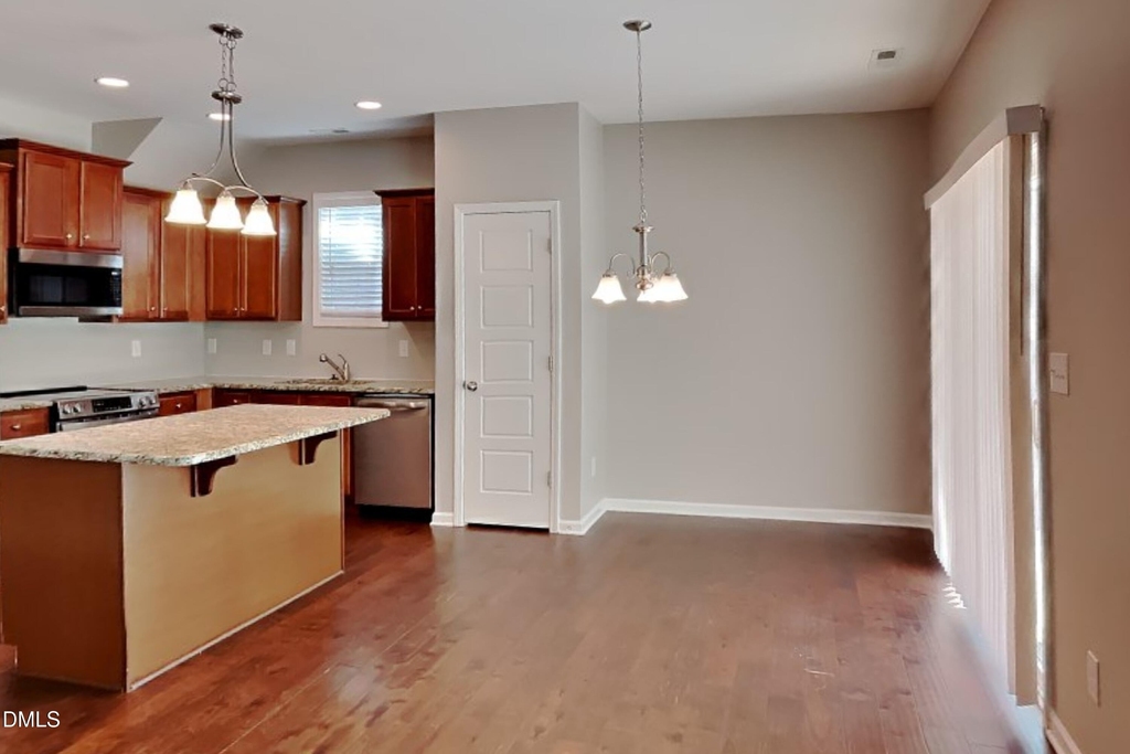 32 Balboa Parkway - Photo 2