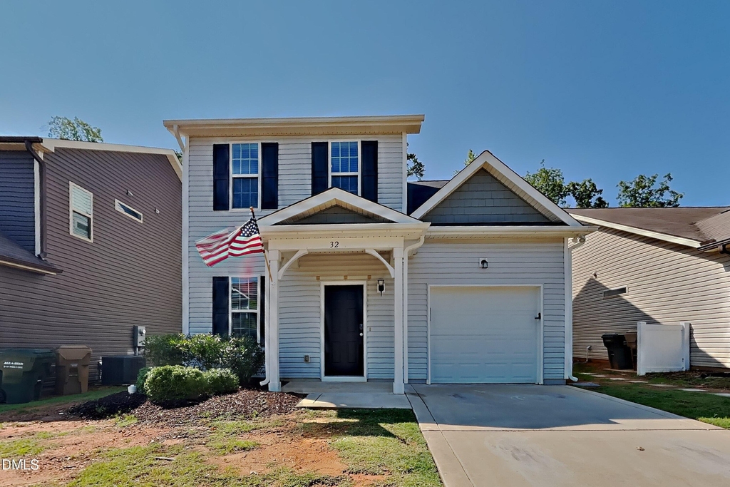 32 Balboa Parkway - Photo 0