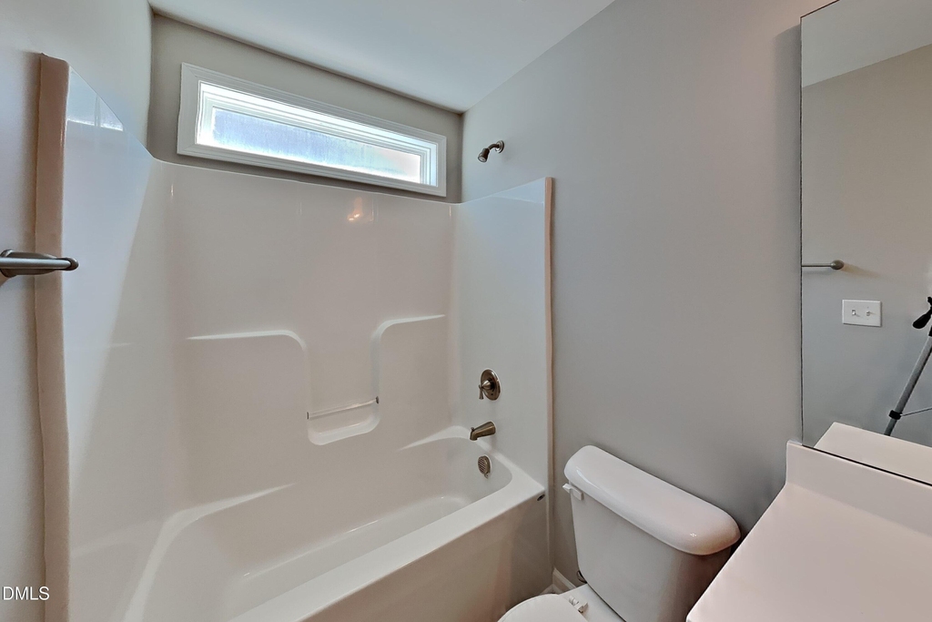 32 Balboa Parkway - Photo 14