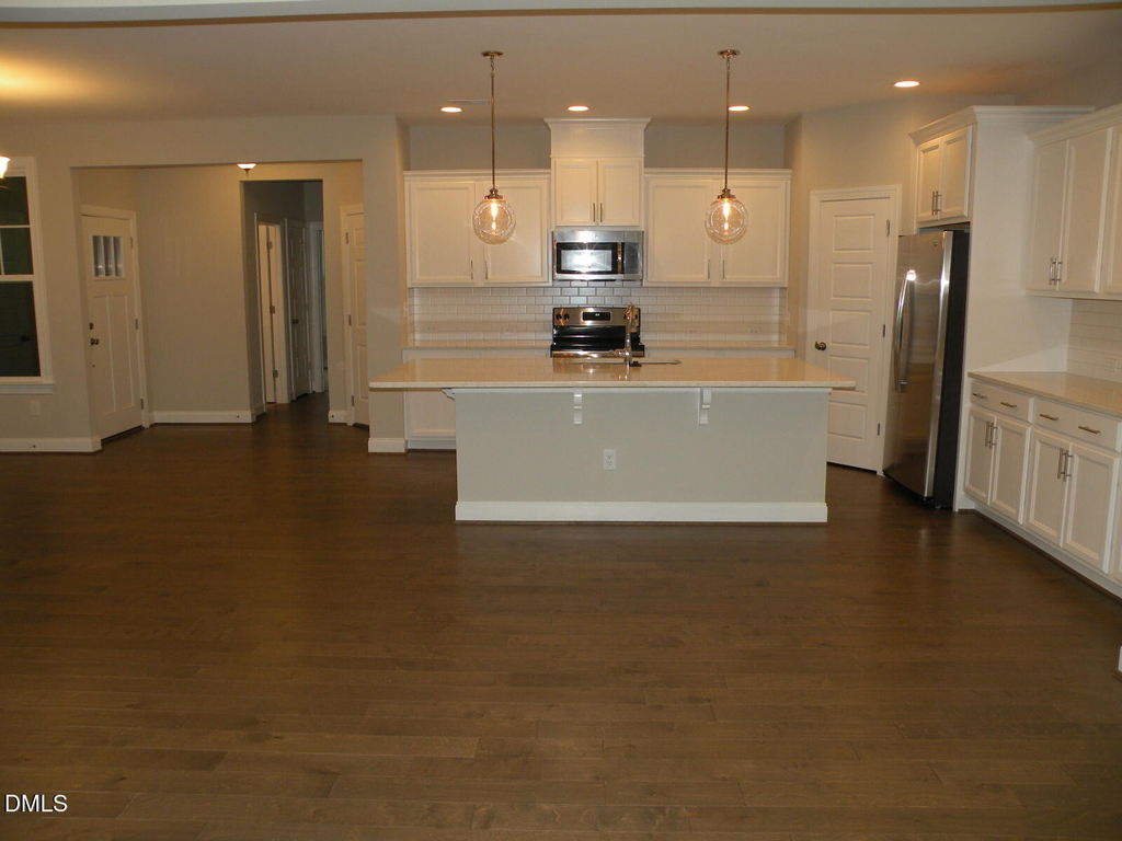 132 Tree Hill Lane - Photo 2