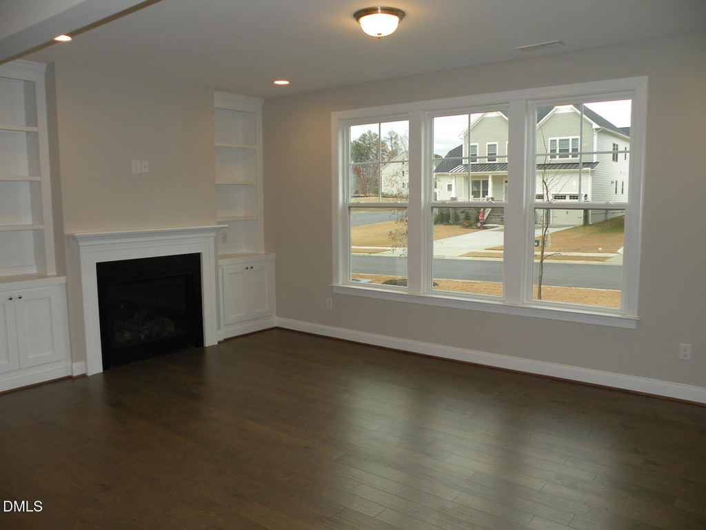 132 Tree Hill Lane - Photo 1