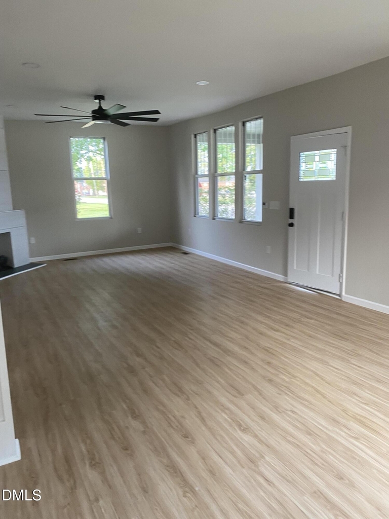 402 N Orange Avenue - Photo 2