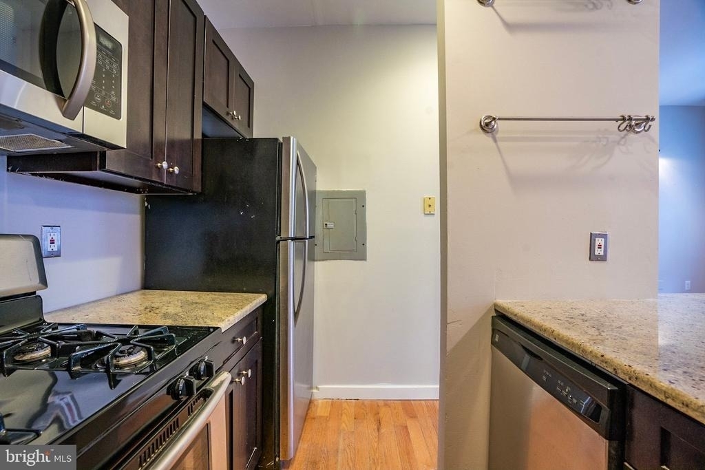 1504 Swain Street - Photo 5