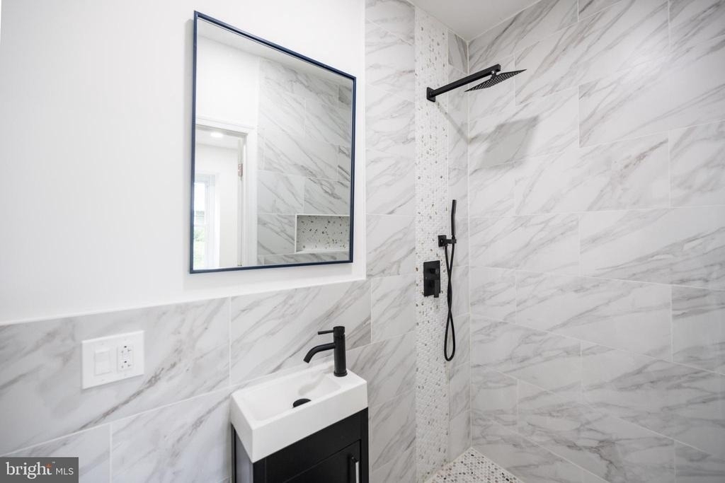 3712 Manayunk Avenue - Photo 23