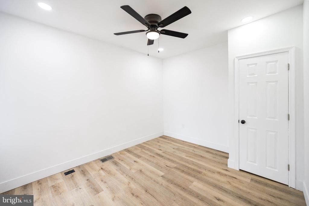 3712 Manayunk Avenue - Photo 25