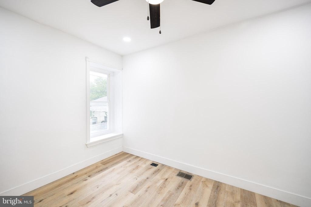 3712 Manayunk Avenue - Photo 26