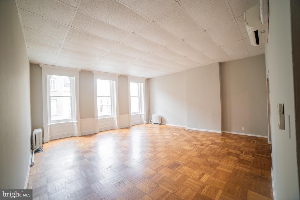 2116 Walnut Street - Photo 3