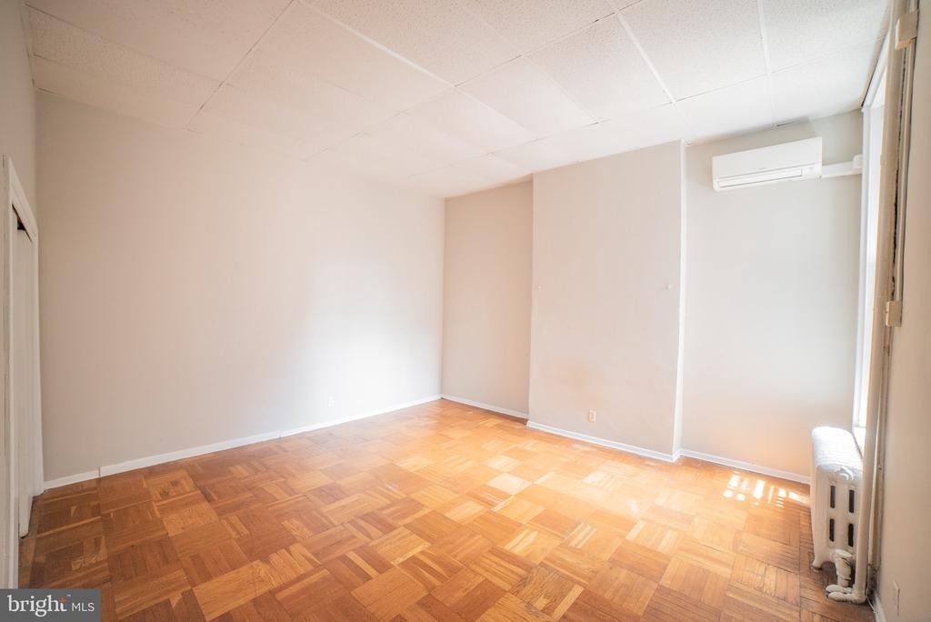 2116 Walnut Street - Photo 7