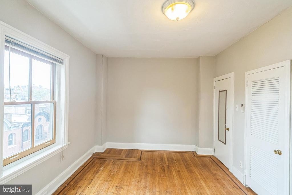 2116 Walnut Street - Photo 10