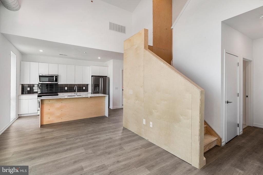 1229 Front St - Photo 1