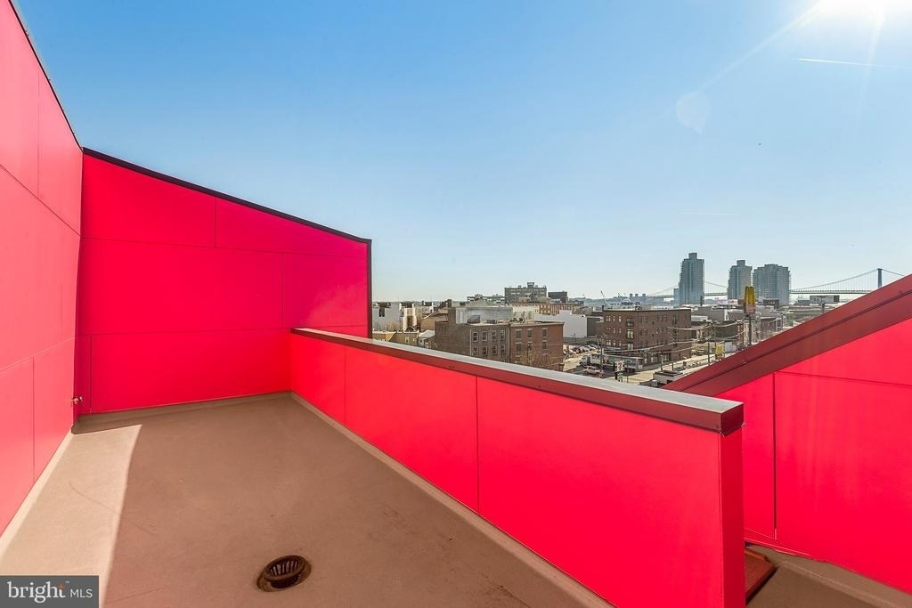 1229 Front St - Photo 9