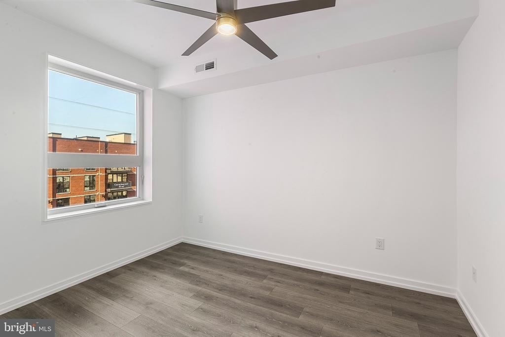 1229 Front St - Photo 6