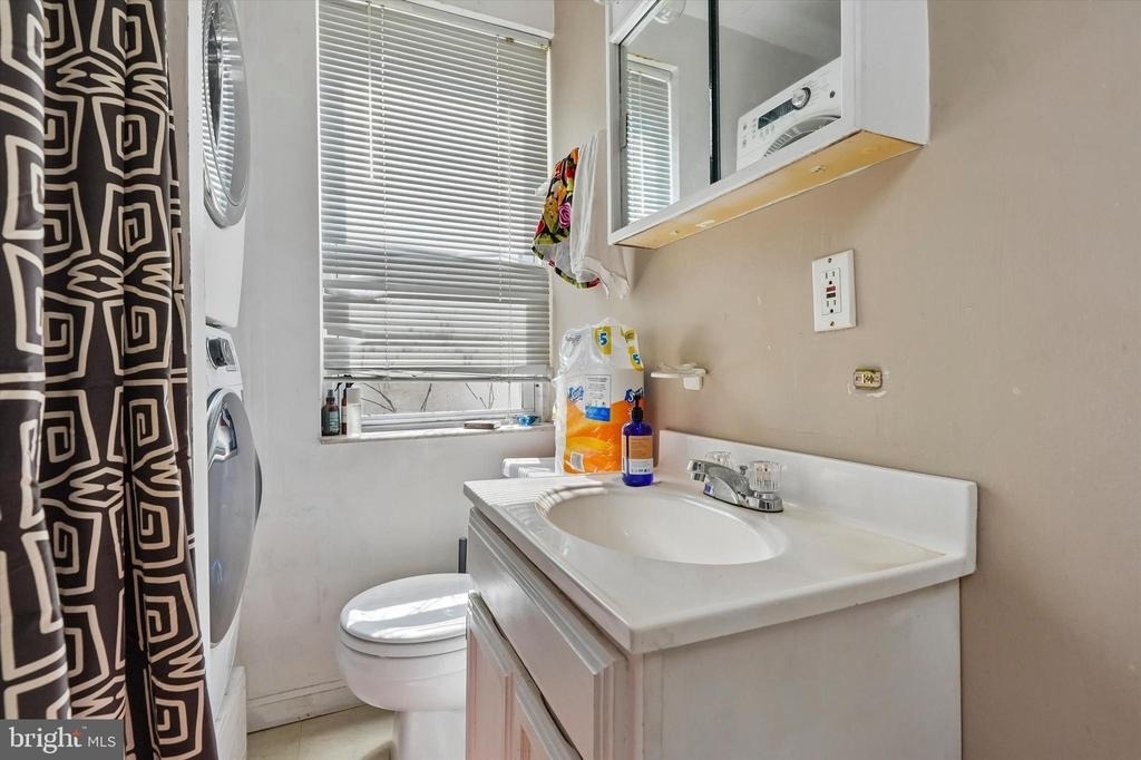 2348 Christian Street - Photo 11