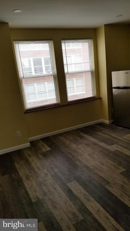 1120 Locust Street - Photo 5