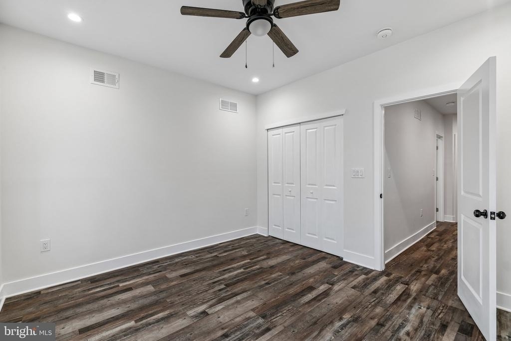 3156 Almond Street - Photo 33
