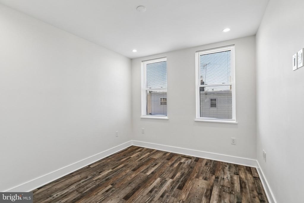 3156 Almond Street - Photo 42