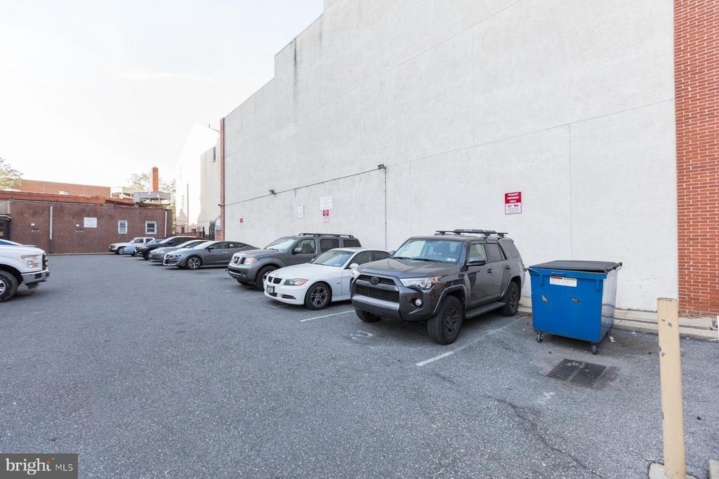 242 S 8th Street - Photo 28