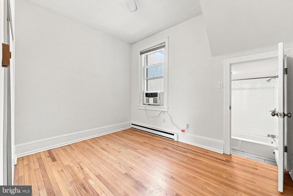 2107 Green Street - Photo 4