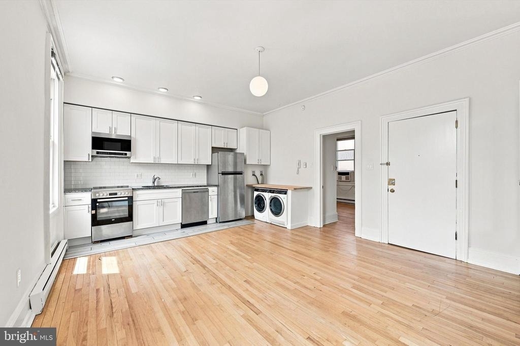 2107 Green Street - Photo 12