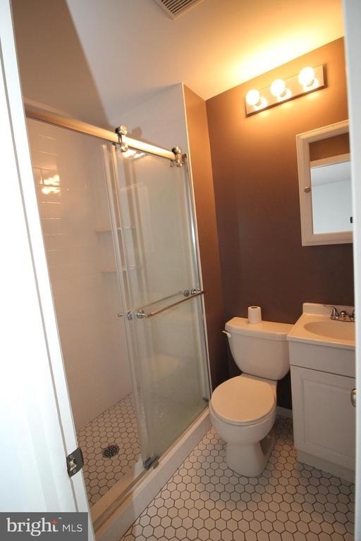 7915 Fairfield Street - Photo 9