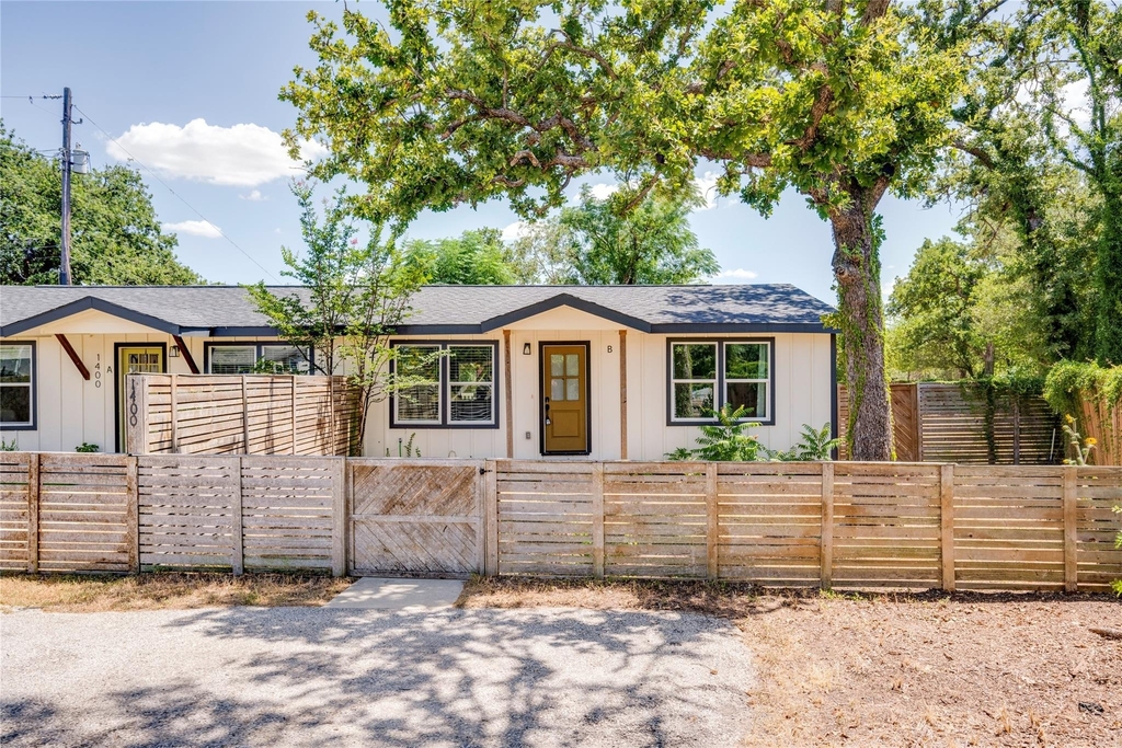 1400 Marcus Pl - Photo 3