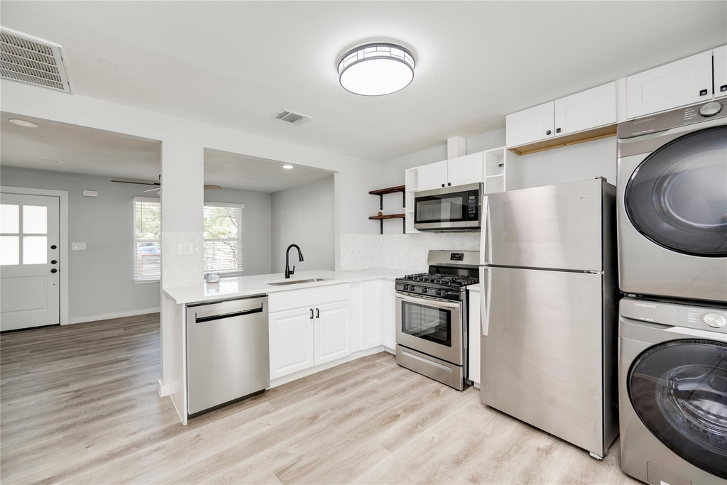 1400 Marcus Pl - Photo 24