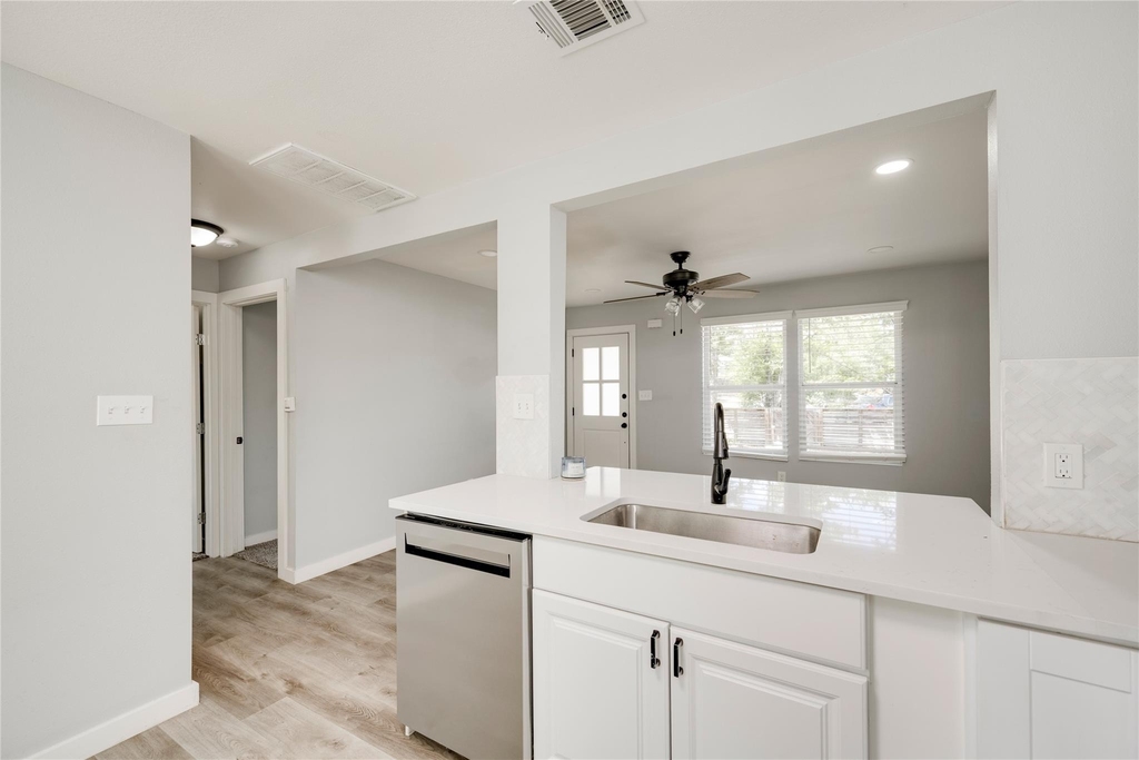 1400 Marcus Pl - Photo 26