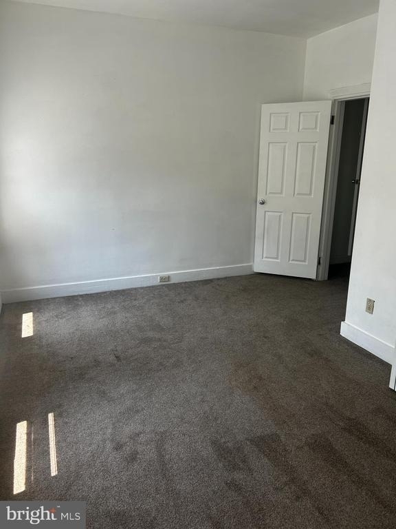 441 Walnut Street - Photo 8