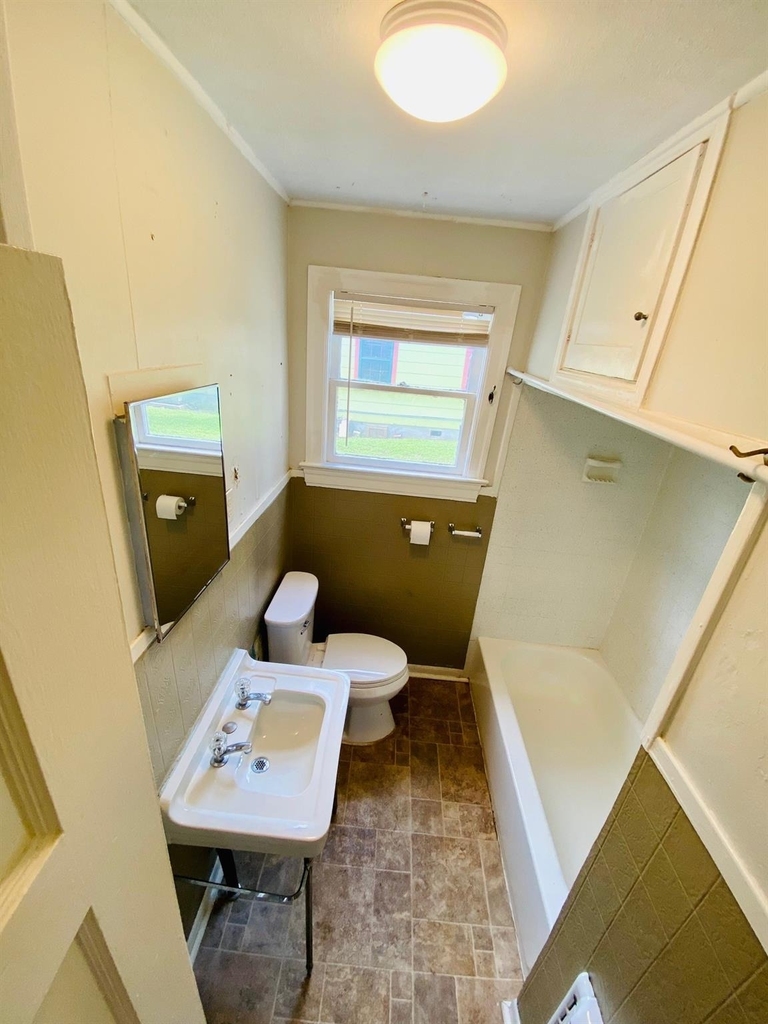4902 Caswell Ave - Photo 10