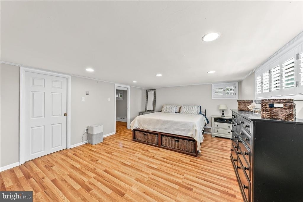 225 Chestnut Street - Photo 31