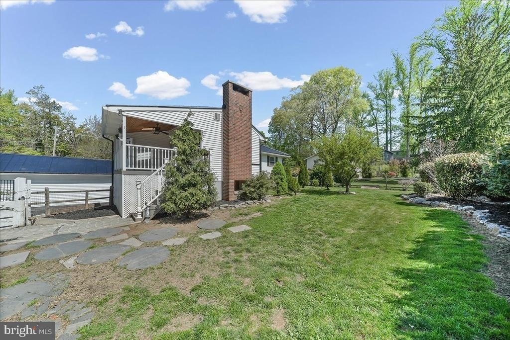 225 Chestnut Street - Photo 37