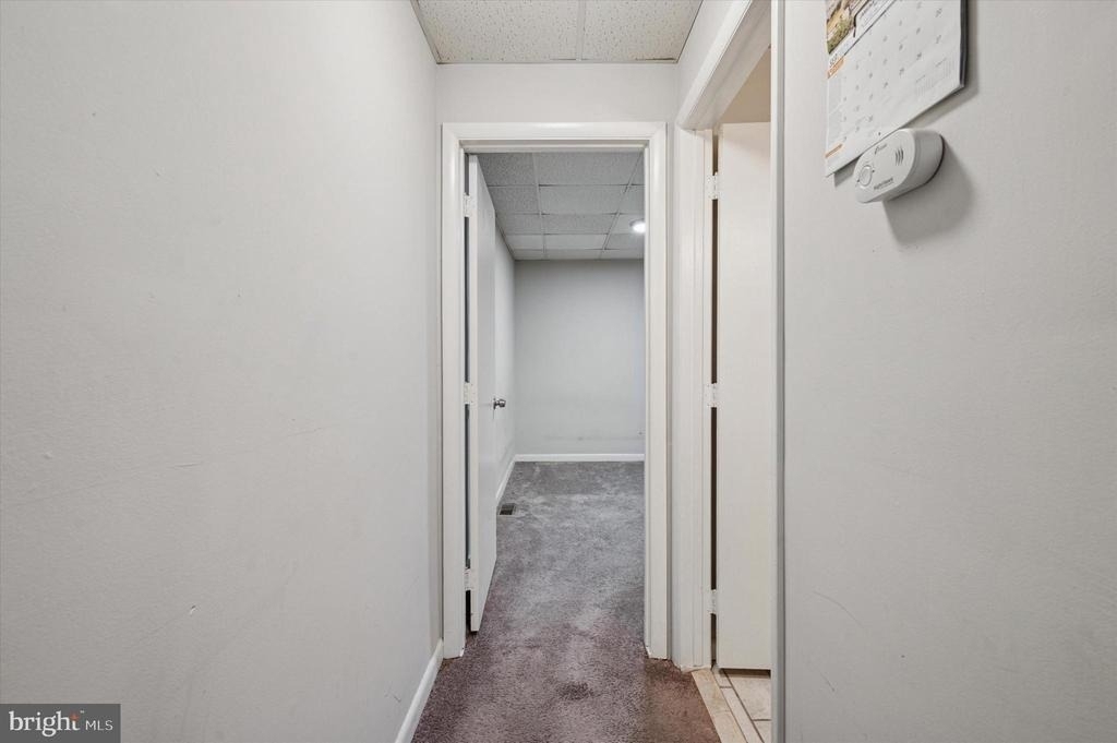 271 N Wycombe Avenue - Photo 10